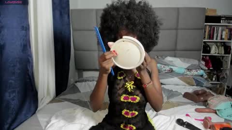 Snapshot of suhaila_suu chatting on 10-18-25, 11:38 suhaila_suu online show from 10-18-25, 11:38