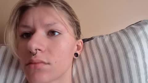 Ophelia online show from 10-16-25, 02:07