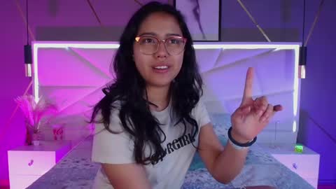 SUKI online show from 05-09-26, 11:26