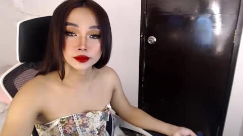 sultry cyramore online show from 10-24-25, 08:22