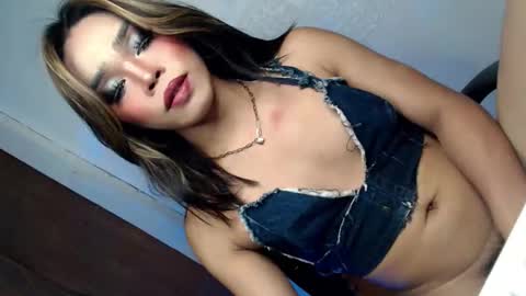 Snapshot of sultry_sirenxx chatting on 09-29-25, 11:04 sultry_sirenxx online show from 09-29-25, 11:04
