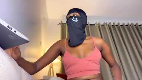 maskedtemptress online show from 03-29-26, 05:35