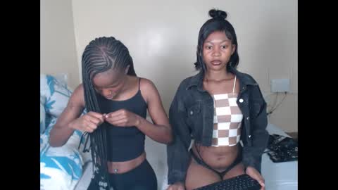 sultryvibesonly online show from 11-17-25, 01:22