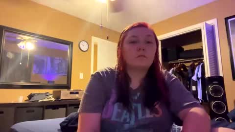 sum - maybe  online show from 09-12-25, 02:55