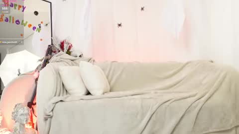 Snapshot of sum___ chatting on 10-23-25, 07:34 SUM online show from 10-23-25, 07:34