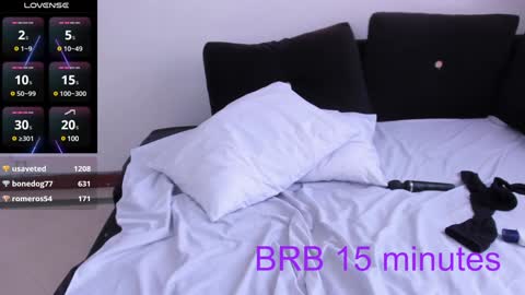 Nicolle  online show from 12-12-24, 07:04