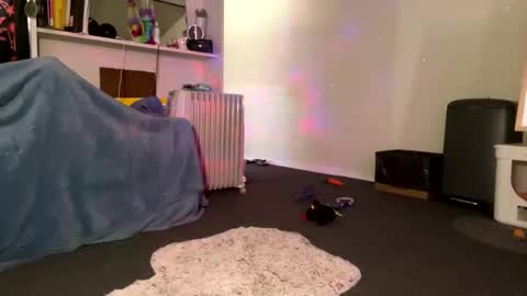 Snapshot of summer96o chatting on 01-27-25, 03:26 Summer online show from 01-27-25, 03:26