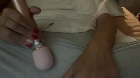 summer994716 online show from 01-06-26, 06:33