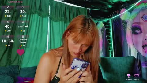 Snapshot of summer__xo chatting on 04-18-26, 07:07 Summer online show from 04-18-26, 07:07