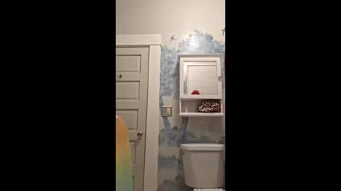 summer_breeze93 online show from 02-16-26, 08:21