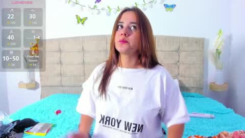 summer_girls01 online show from 03-15-26, 12:38