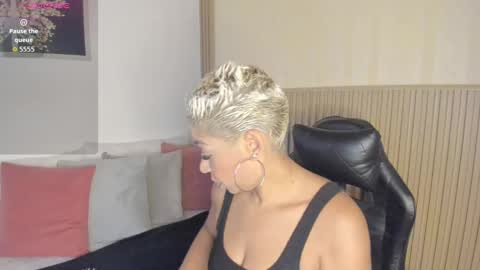 Summer online show from 11-18-25, 11:14