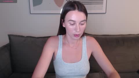 Snapshot of summer_time13 chatting on 11-25-25, 06:30 Liby online show from 11-25-25, 06:30