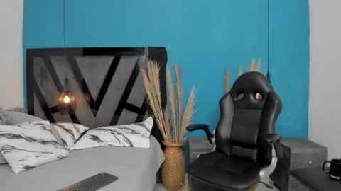 Summer online show from 01-17-25, 06:12