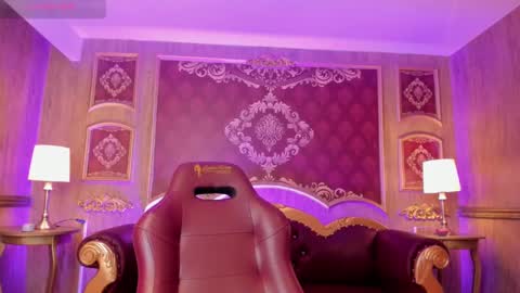       -  - online show from 02-11-25, 09:42