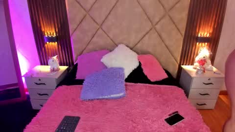       -  - online show from 12-01-25, 01:38