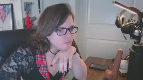 Summer The Small online show from 02-05-25, 04:14