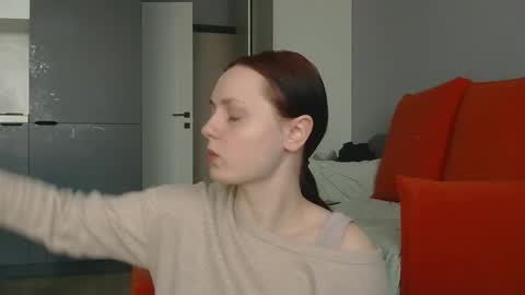 Olivia online show from 02-06-26, 07:23