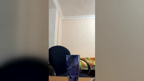 Snapshot of sun_sparkle chatting on 02-12-26, 06:03 Olivia online show from 02-12-26, 06:03