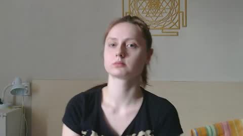 Snapshot of sun_sparkle chatting on 03-30-26, 11:33 Olivia online show from 03-30-26, 11:33