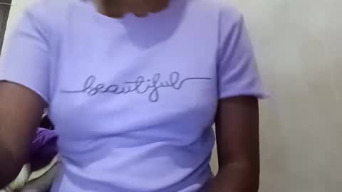 Snapshot of sunali_jain03 chatting on 12-19-25, 04:30 sunali_jain03 online show from 12-19-25, 04:30