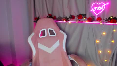 Snapshot of sunbeam181 chatting on 01-13-25, 08:15 Elen online show from 01-13-25, 08:15