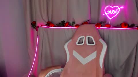 Snapshot of sunbeam181 chatting on 02-11-25, 08:37 Elen online show from 02-11-25, 08:37