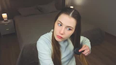 Angella online show from 01-16-26, 04:16