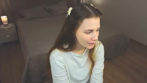 Angella online show from 01-18-26, 04:16