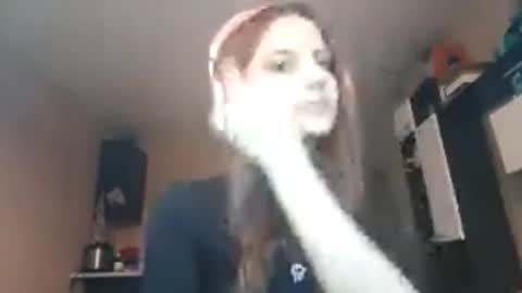 Dora online show from 11-09-25, 11:52