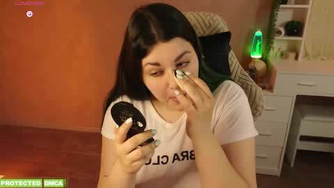 Snapshot of sunflower0907 chatting on 05-13-26, 07:06 Tina. Im topless model online show from 05-13-26, 07:06