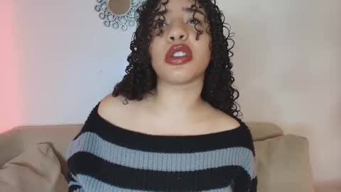 Aillyn Perez online show from 01-06-26, 08:45