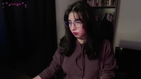 Snapshot of sunflower_uwu chatting on 04-07-26, 09:26 violetta online show from 04-07-26, 09:26