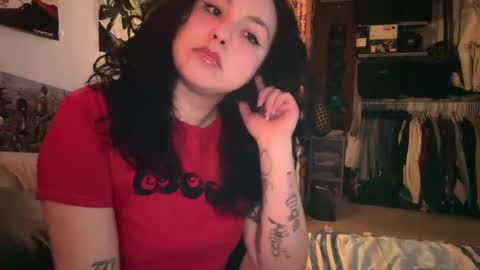 Sofie online show from 02-17-25, 08:41