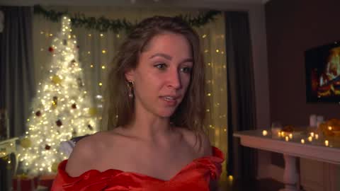 Snapshot of sunnblissett chatting on 12-20-24, 06:45 Kate online show from 12-20-24, 06:45