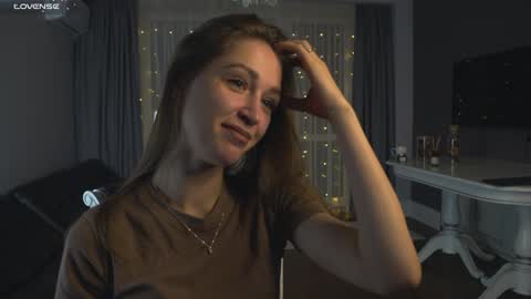 Snapshot of sunnblissett chatting on 02-07-25, 10:41 Kate online show from 02-07-25, 10:41