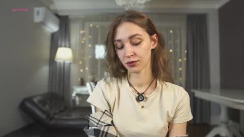 Snapshot of sunnblissett chatting on 03-02-25, 03:37 Kate online show from 03-02-25, 03:37