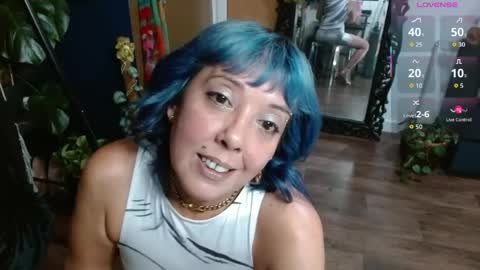 Snapshot of sunni_hottie chatting on 05-24-26, 02:05 Sunni Knight online show from 05-24-26, 02:05