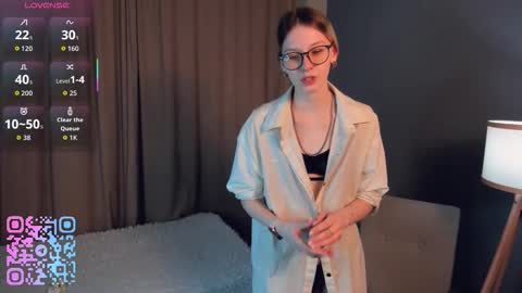 Kiki online show from 03-03-26, 01:12