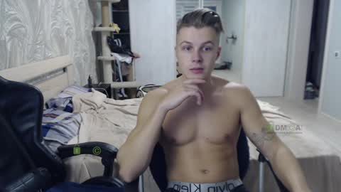 Snapshot of sunny1girl chatting on 01-15-25, 04:00 Alice and Sergey online show from 01-15-25, 04:00