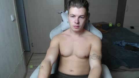 Snapshot of sunny1girl chatting on 01-28-25, 07:32 Alice and Sergey online show from 01-28-25, 07:32