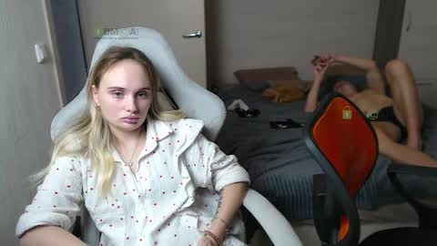 Snapshot of sunny1girl chatting on 03-02-25, 01:16 Alice and Sergey online show from 03-02-25, 01:16