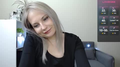 Snapshot of sunny_bunny6 chatting on 12-26-24, 02:12 Naomi online show from 12-26-24, 02:12
