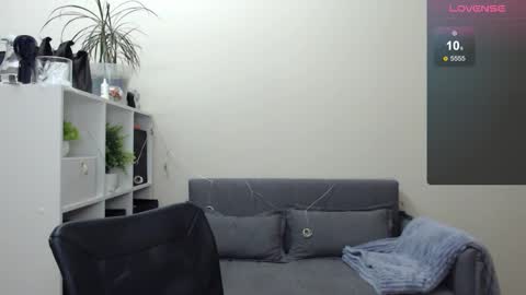 Snapshot of sunny_bunny6 chatting on 01-05-25, 10:08 Naomi online show from 01-05-25, 10:08