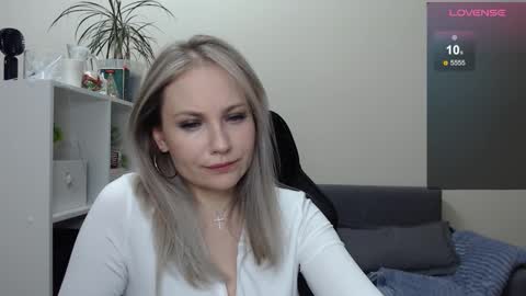 Snapshot of sunny_bunny6 chatting on 01-26-25, 10:24 Naomi online show from 01-26-25, 10:24
