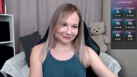 Naomi online show from 02-25-26, 02:21