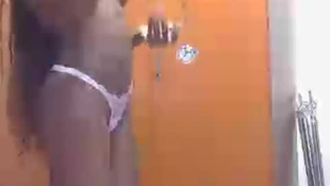 Snapshot of sunny_kitty25 chatting on 06-15-26, 05:37 Sunny kitty25 online show from 06-15-26, 05:37