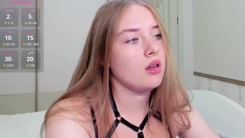 Vanessa online show from 11-18-25, 06:40