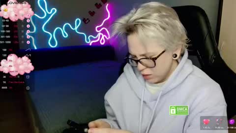 Snapshot of sunny_mood chatting on 11-11-25, 07:30 sunny mood online show from 11-11-25, 07:30