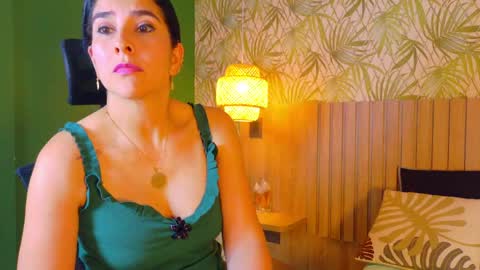Snapshot of sunny_river chatting on 05-11-26, 04:59 Sunny River online show from 05-11-26, 04:59